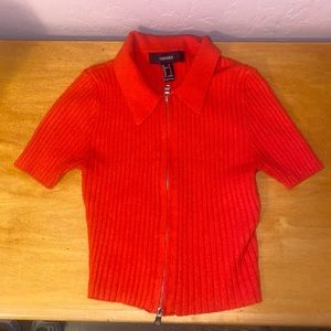 Red collar crop top never worn like new
